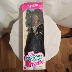 Vintage New 1996 Holiday Christmas Black Barbie Doll NIB